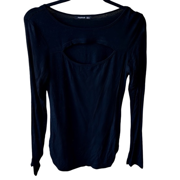 PattyBoutik Black Crewneck Keyhole Shirt Size Medium - Picture 4 of 9